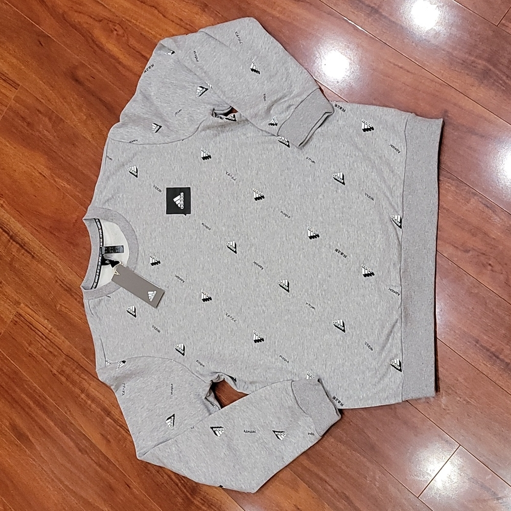 NWT Men's size XL Adidas sweatshirt